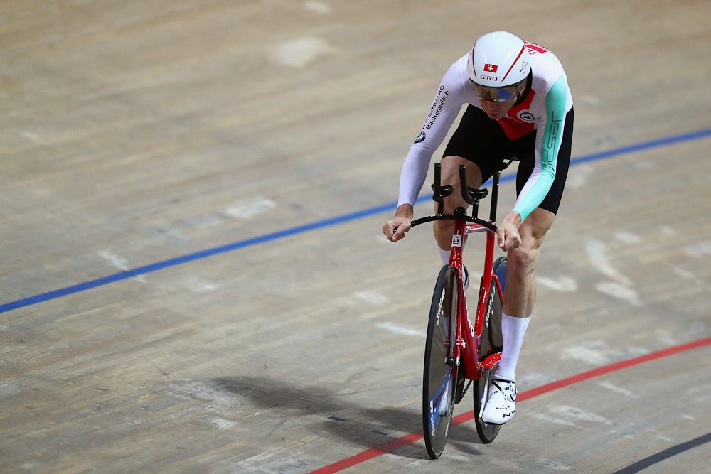 Claudio Imhof of Switzerland competes in the Men's Individual Pursuit Qualifying race on day three of the UCI Track Cycling World Championships