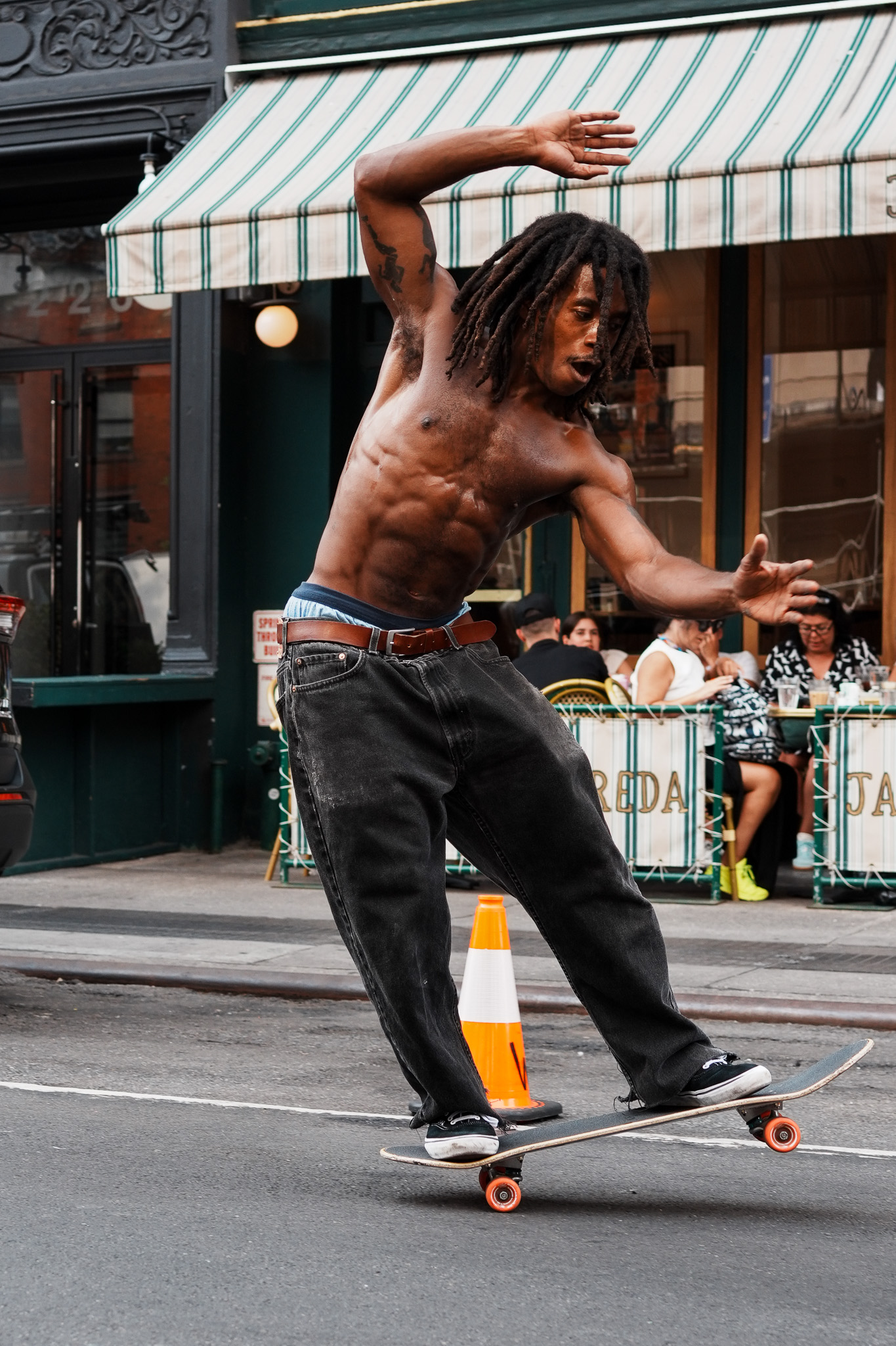 Sony RX1R III - Tracking a skater doing a manual