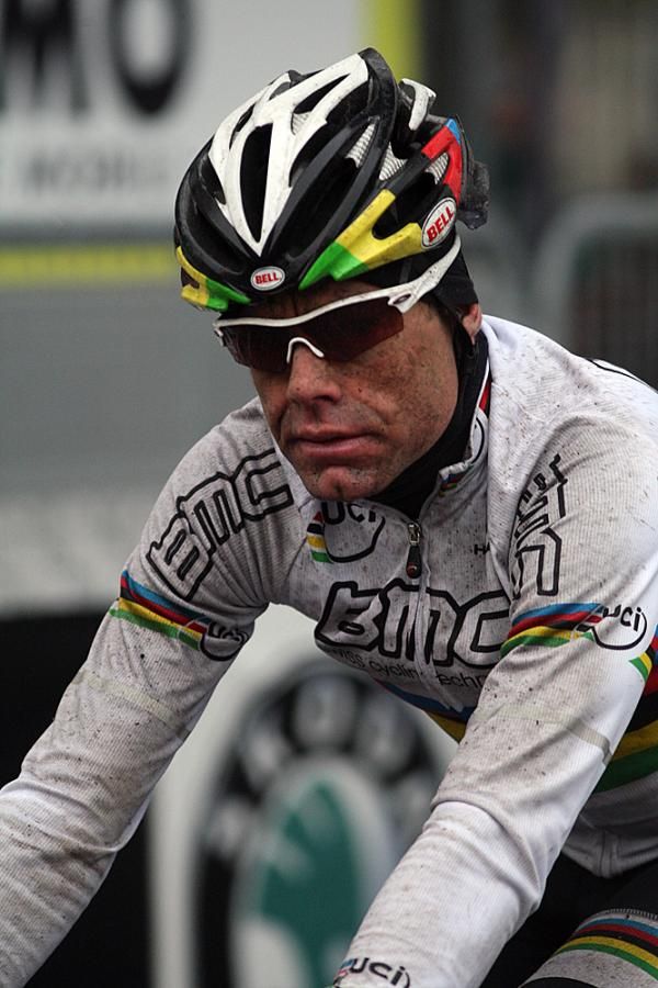 Cadel Evans (BMC) looking less than thrilled with life after a cold, rainy stage.