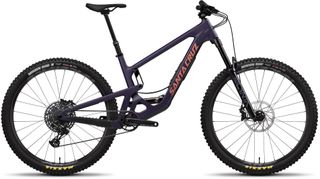 The 2025 Santa Cruz Hightower R seen side on