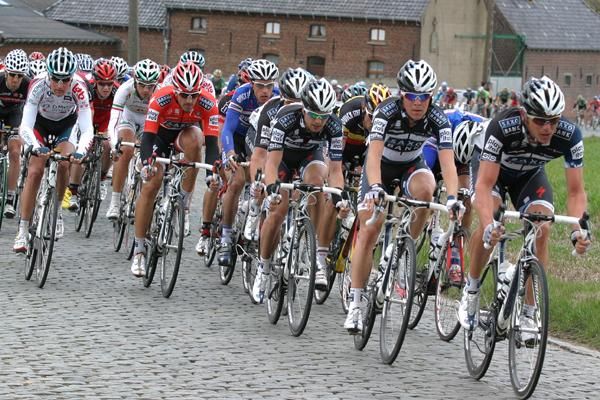 Saxo Bank controls the peloton for eventual winner Fabian Cancellara.