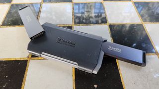 SanDisk Pro-Blade with Transport and Mag shown
