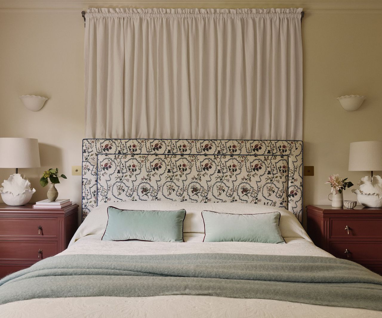 a neutral cozy bedroom in london by Emma Ainscough