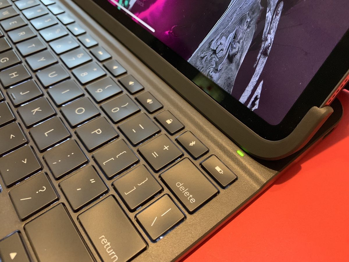 The charging status light on the Logitech Folio Slim Pro
