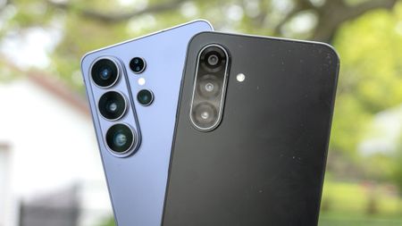 Galaxy A17 vs Galaxy S26 Ultra.