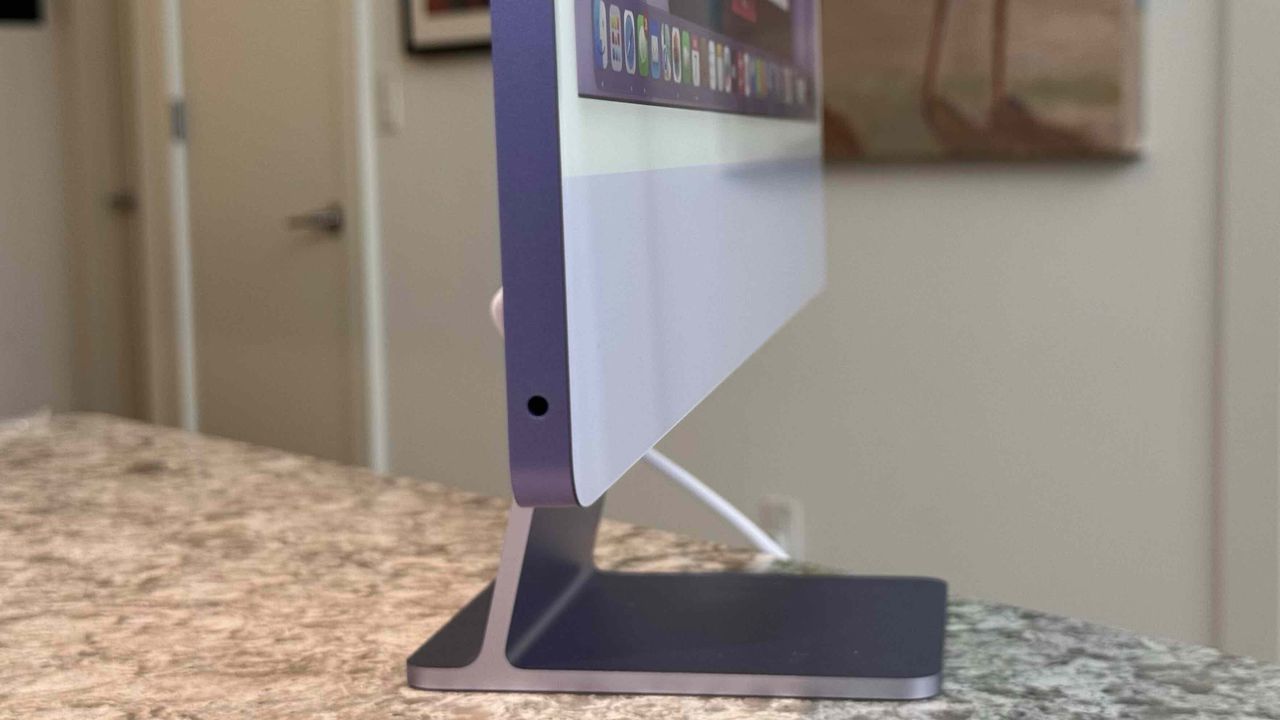 Apple's 24-inch iMac M4 in Purple.