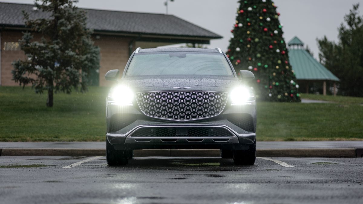 2026 Genesis GV80 test drive review.