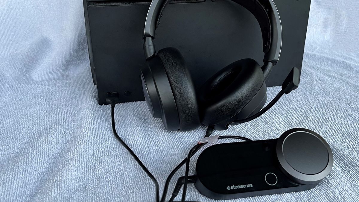 SteelSeries Arctis Nova Pro review: A new first-choice headset in the  wired market