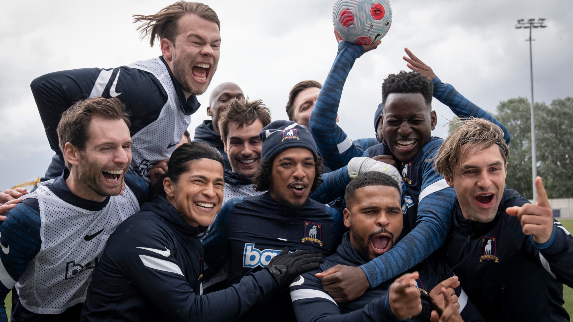 From left to right: David Elsendoorn, Cristo Fern&amp;aacute;ndez, Stephen Manas, Moe Hashim, Kola Bokinni, Toheeb Jimoh and Phil Dunster celebrating.