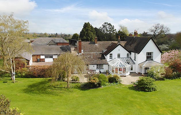 Knebworth Lodge_ Hertfordshire EX long_167496891_247131022