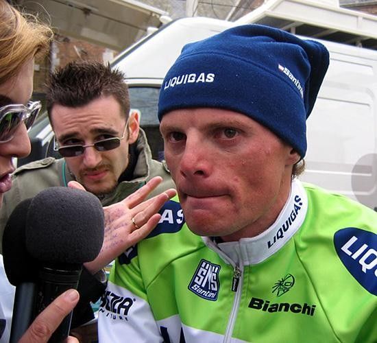 Danilo Di Luca (Liquigas) chats with the press