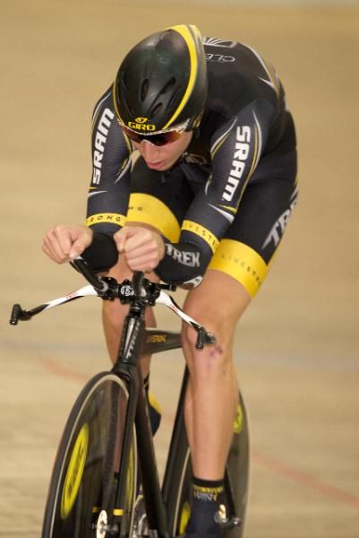 Taylor Phinney (Trek/Livestrong) on his way to individual pursuit gold.