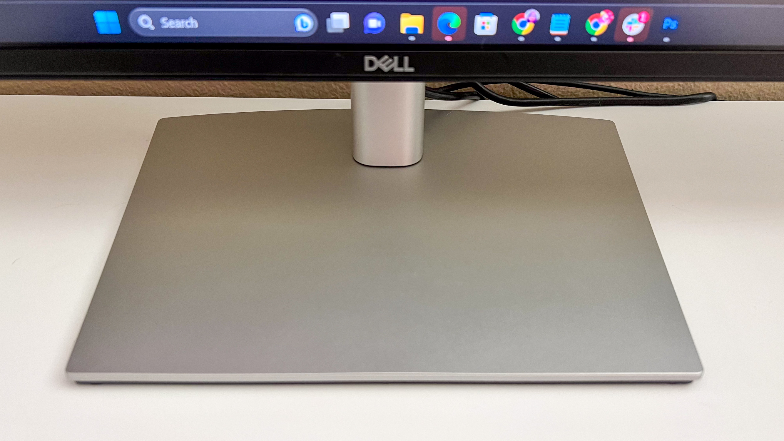 Dell UltraSharp U4323QE on the author's desk