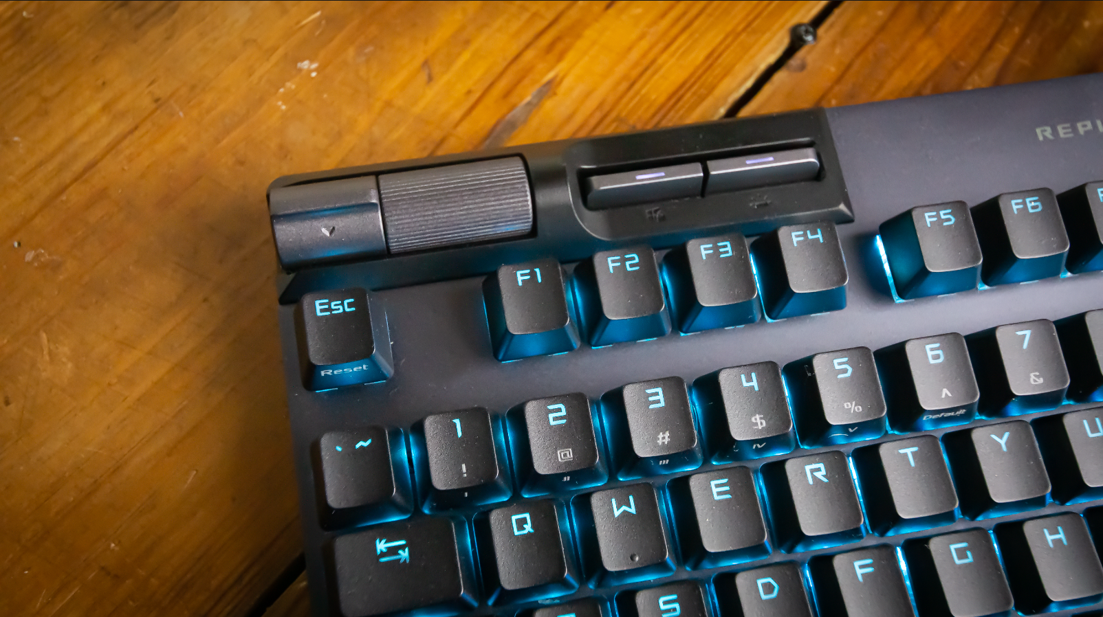 Asus ROG Strix Flare II Animate