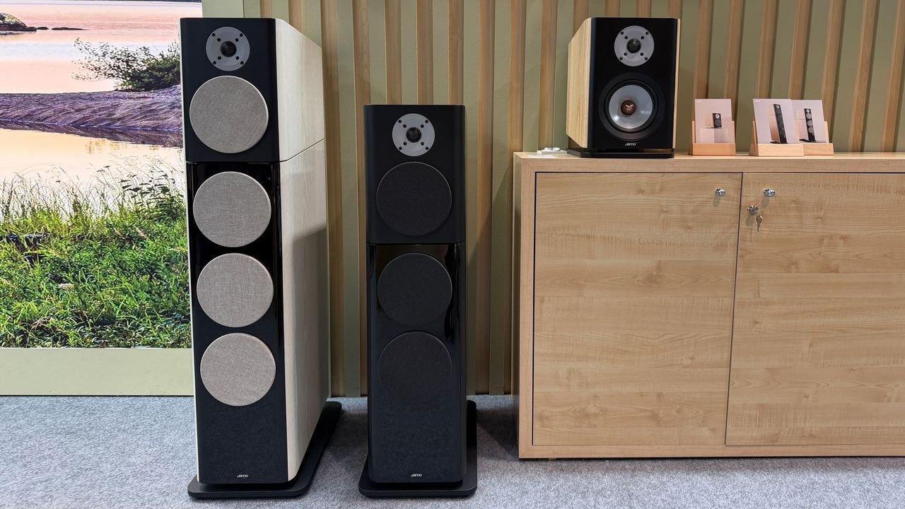 Jamo Concert Legacy speakers
