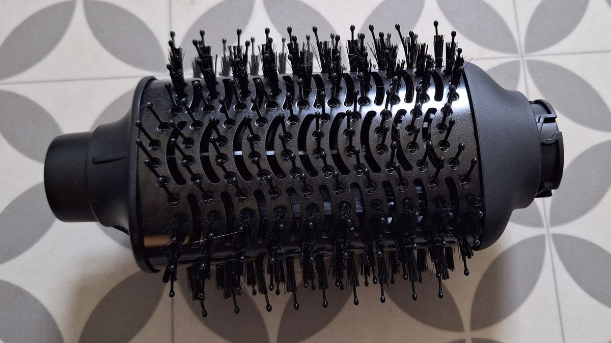 Oval bristle brush from Revamp Dynamic Radiance Pro styler