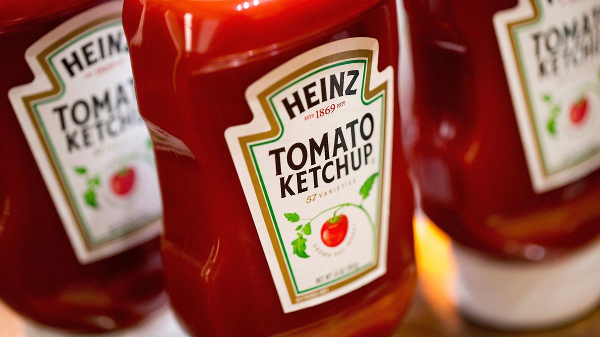 Should you keep ketchup in your refrigerator? We have the answer