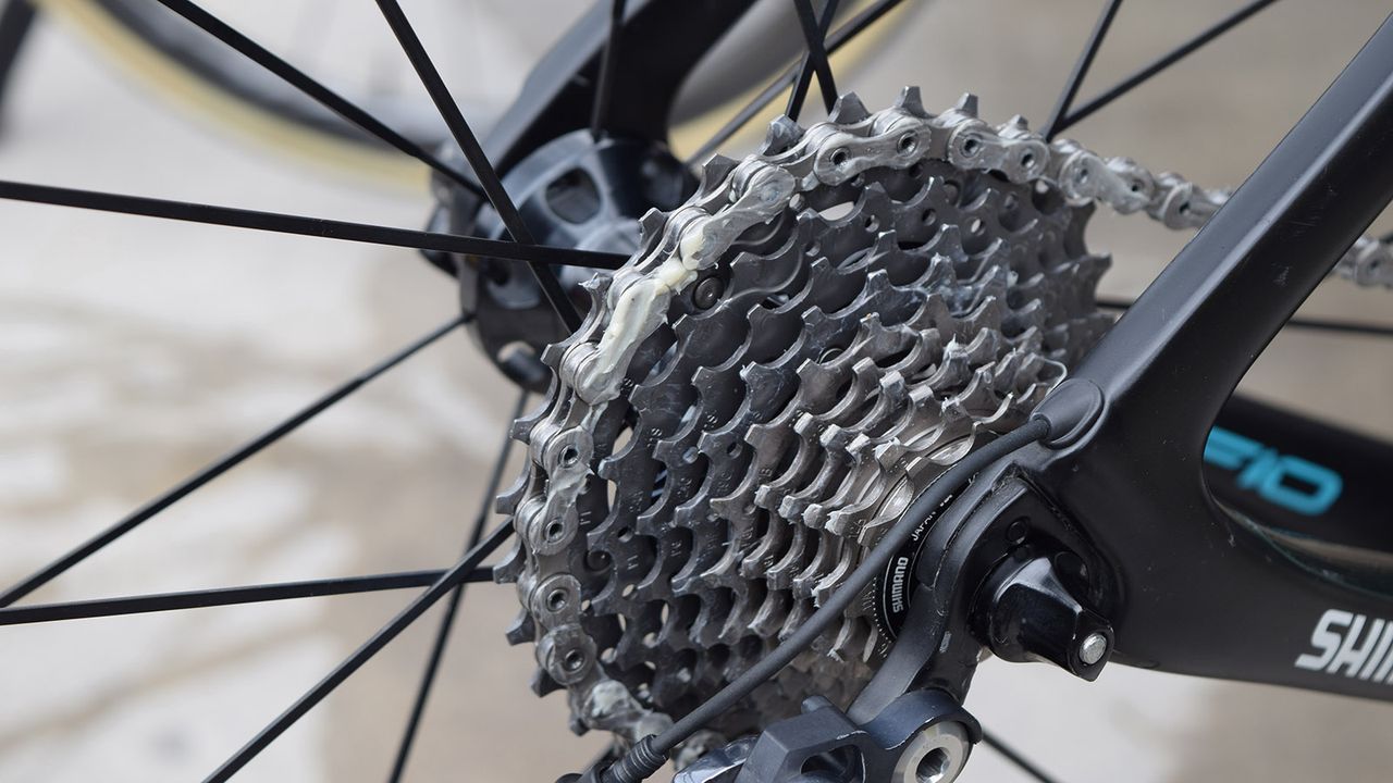 Owain Doull had a wet weather chain wax in preparation for one of the wetter stages of the race