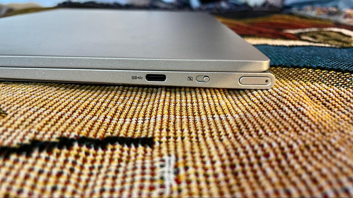 Lenovo IdeaPad Slim 7 Carbon
