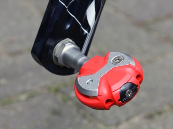 Hushovd will stick to Speedplay's standard Zero Stainless instead of the more minimal Paris-Roubaix special edition ones seen elsewhere.