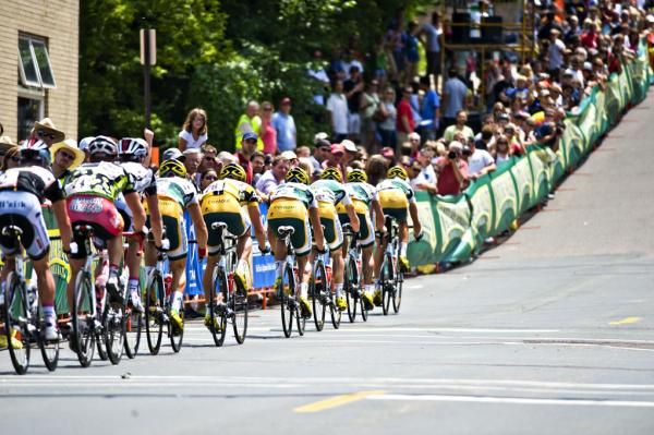 As in previous stages Kelly Benefit Strategies at the front of the peloton setting the pace.
