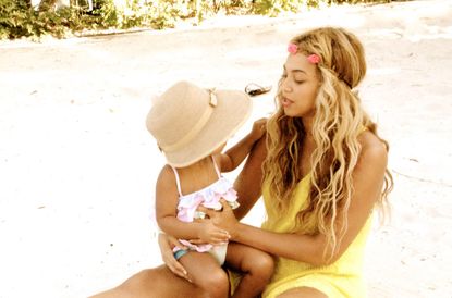 Beyonce and Blue Ivy's adorable holiday photos