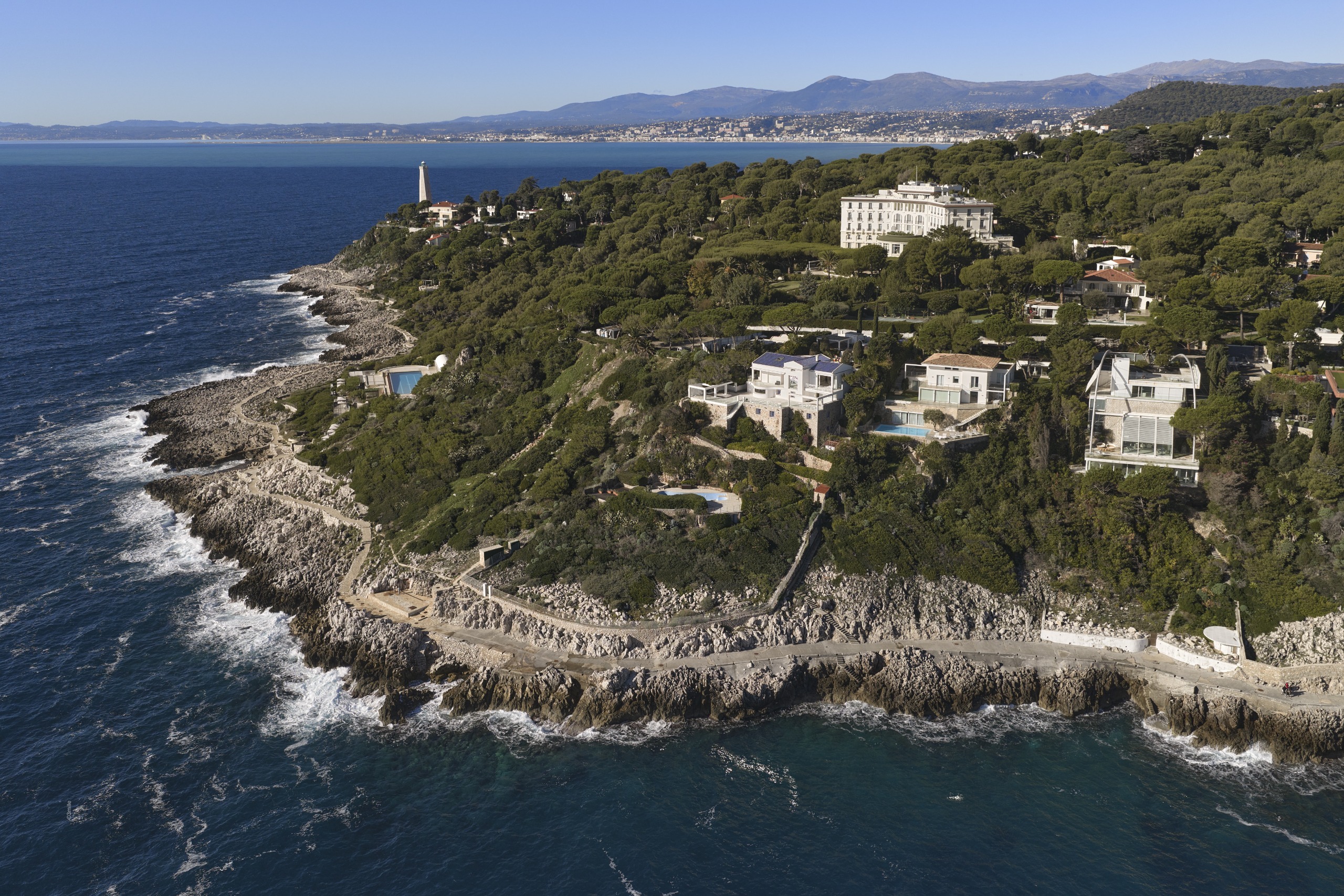 La Voile, Cap-Ferrat by Norman Foster