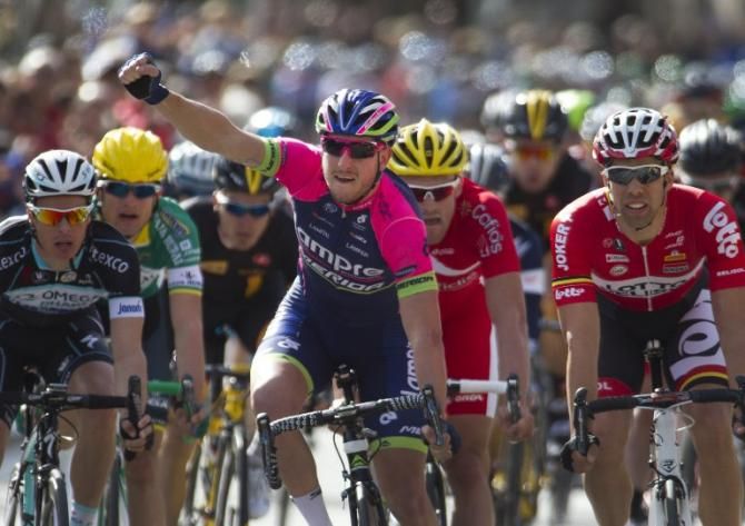 Sacha Modolo wins the Treofeo Palma