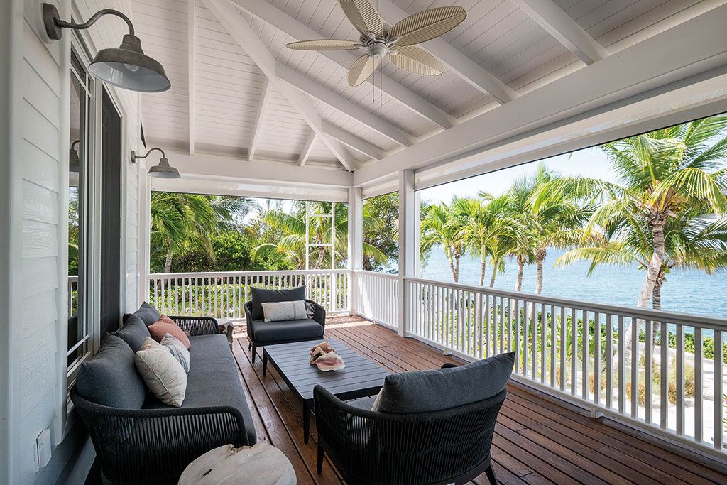 Properties for sale in tax havens: Seaside Drive, Guana Cay, Abaco, Bahamas