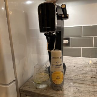 Testing the SodaStream Art at home