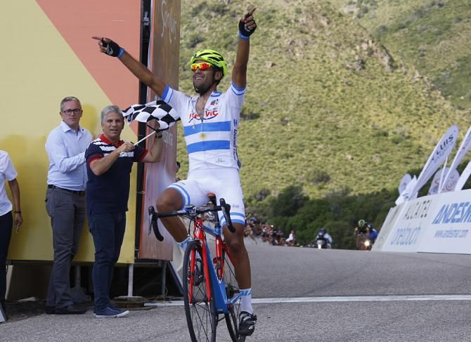 Daniel Diaz (Funvic Basilinvest) wins stage 2 on Mirador de Potrero