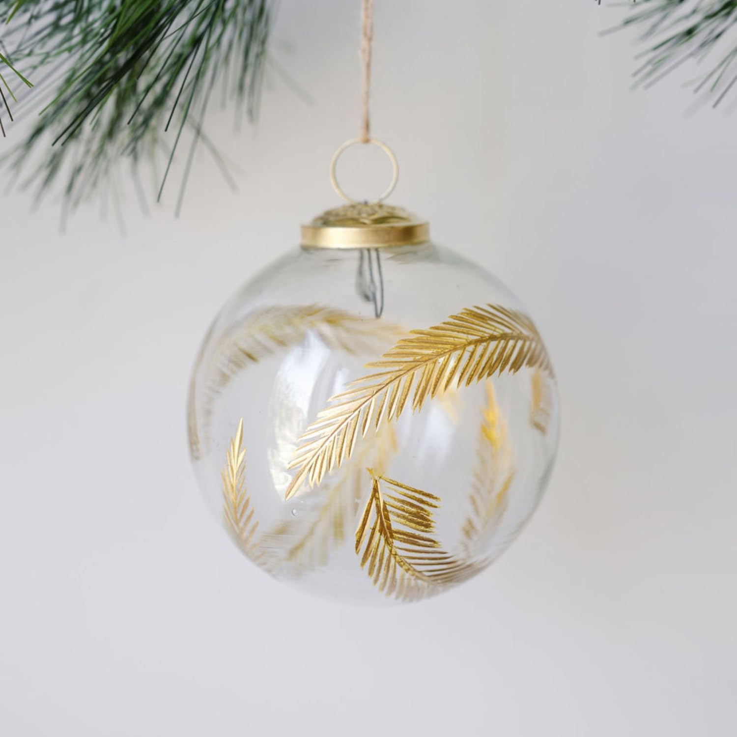 Cg Hunter Holiday Collection Etched Glass Gold Leaf Set-Of-6 4-In Christmas Tree Ornaments, Premium Christmas Decorations