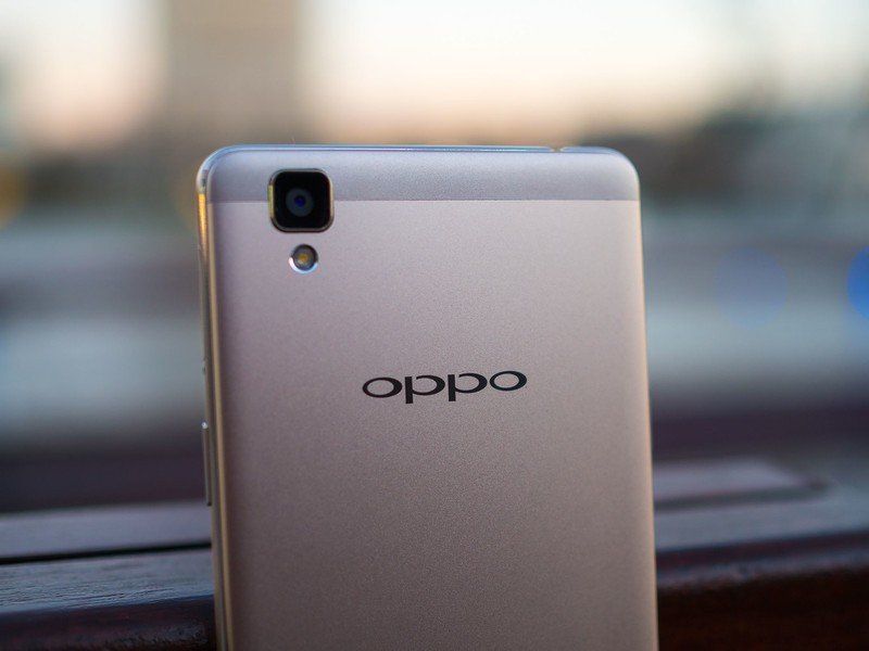 Oppo F1