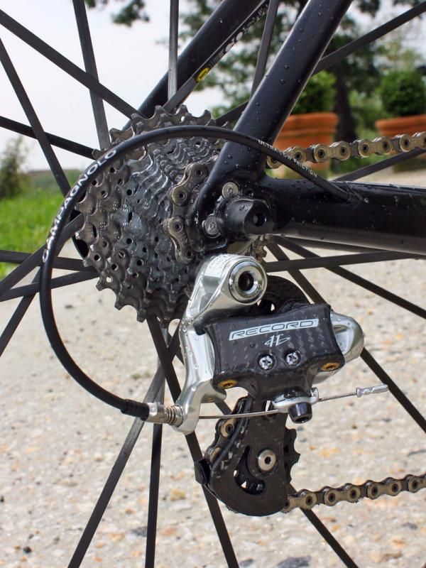 The Aeroad CF uses a new derailleur hanger that's stiffer for better shifting and revised shaping for faster wheel changes.