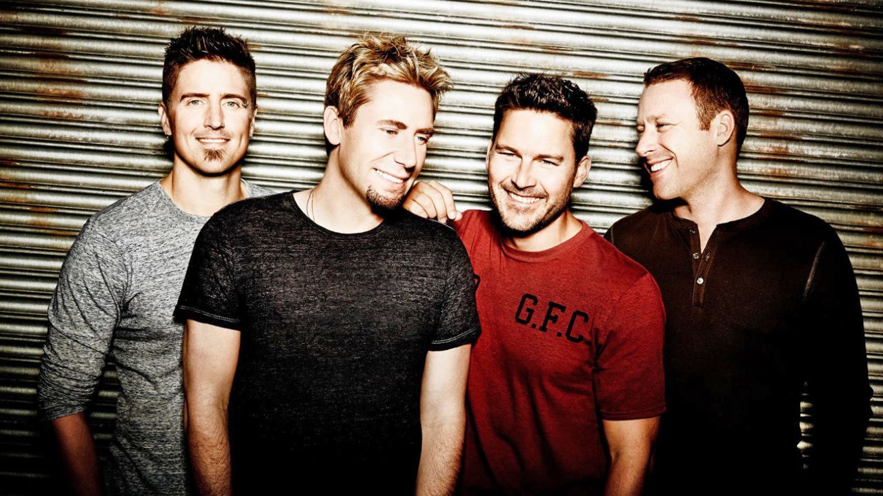 Nickelback standing in the dark