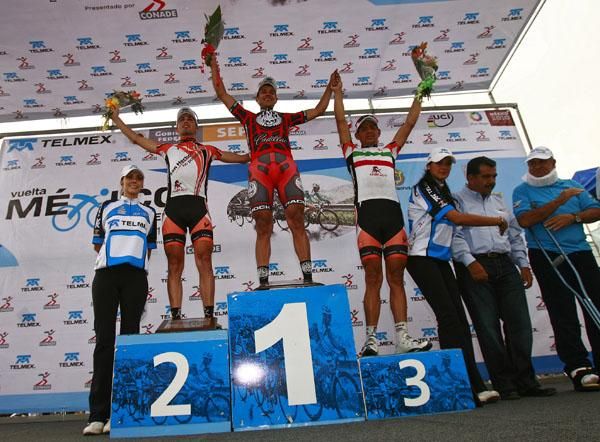 The stage three podium (l-r): Victor Manuel Garcia, Ignacio Sarabia and Florencio Ramos.