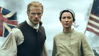 jamie and claire on the battlefield in outlander season 7