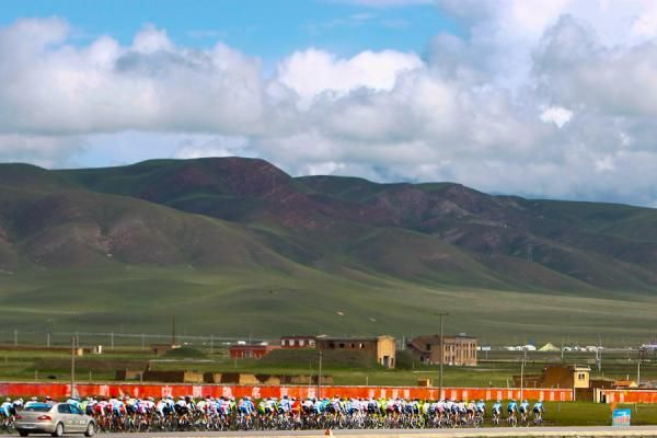 The early 2 kilometer from the start line