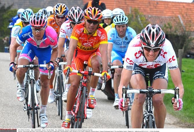 Frank Schleck (CSC) launches a move to try and get ahead of Damiano Cunego (Lampre) and Alejandro Valverde (Caisse d'Epargne) during the 2008 edition of Amstel Gold