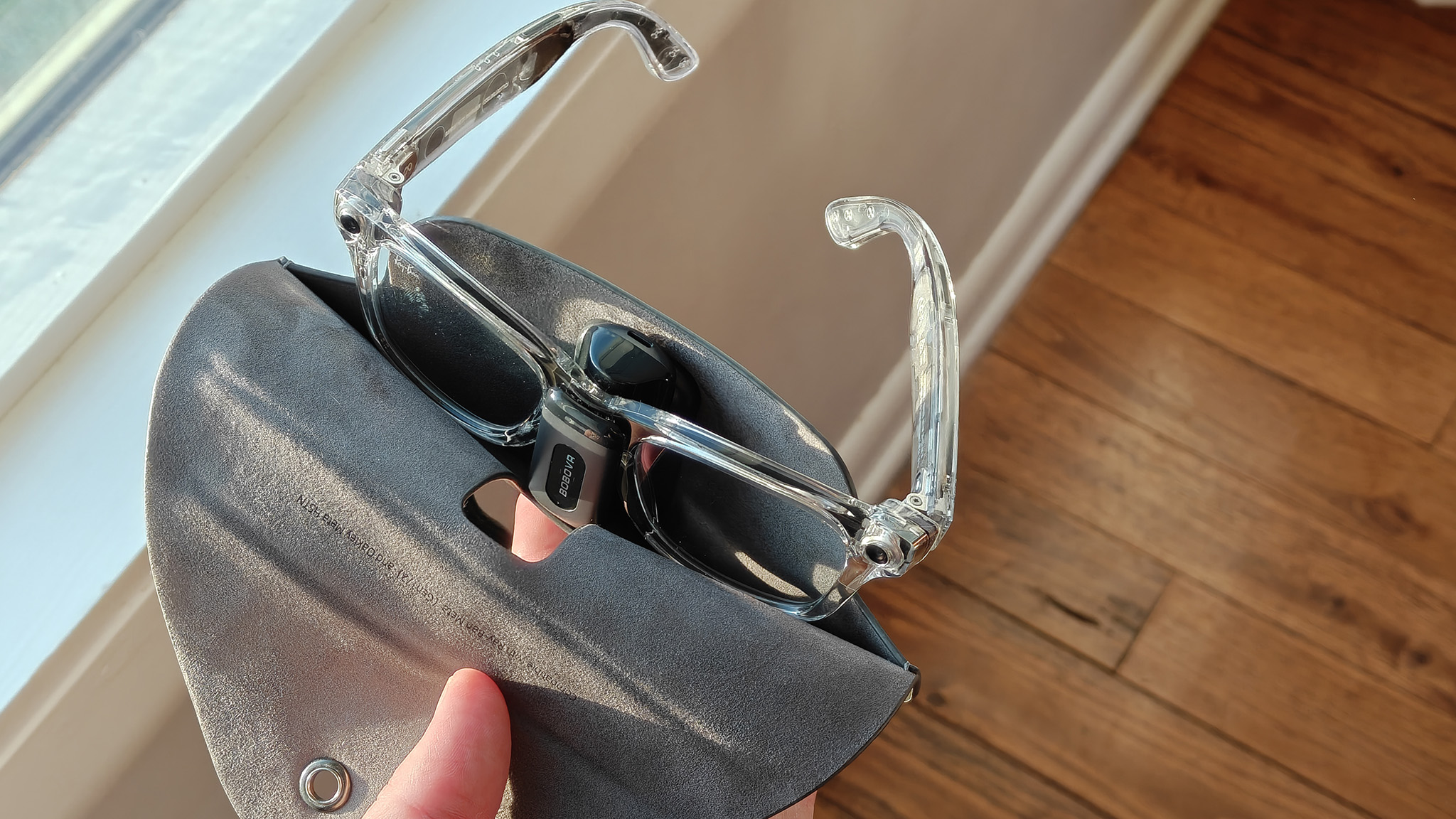 The case that fits a BoboVR CG2 battery