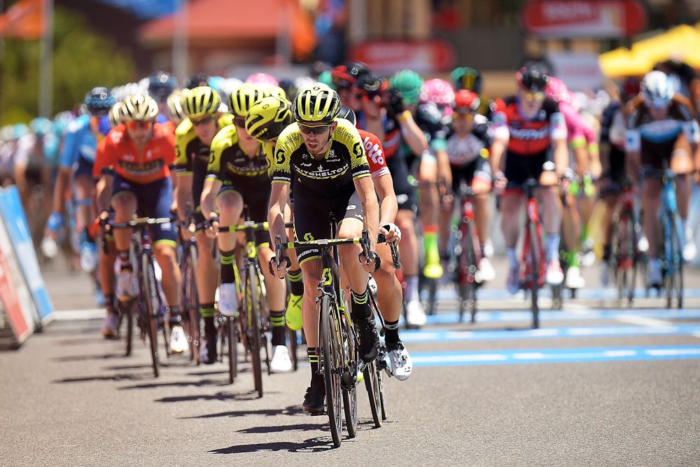Damien Howson (Mitchelton-Scott) leads the peleton through Victor Harbor during stage three of the 2018 Tour Down Under on