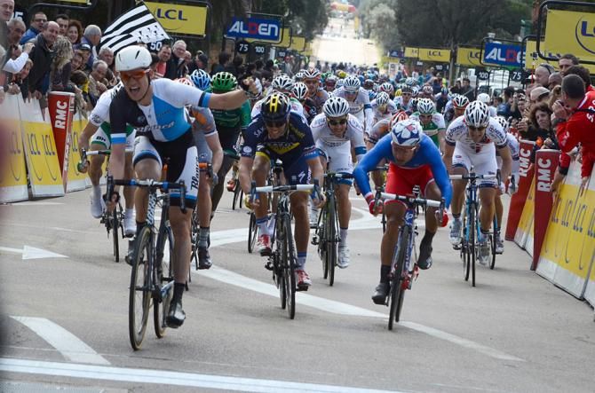 Theo Bos gets the win