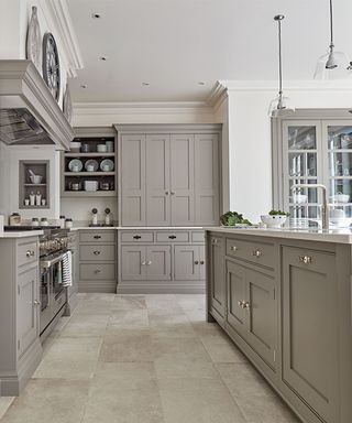 Grey kitchen ideas with classic panelled units