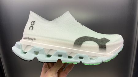 On Cloudmonster 3 Hyper LS