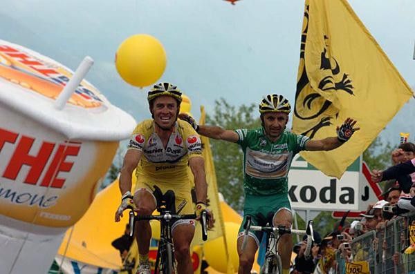 Big win for Gilberto Simoni (Saunier Duval-Prodir) on Monte Zoncolan.
