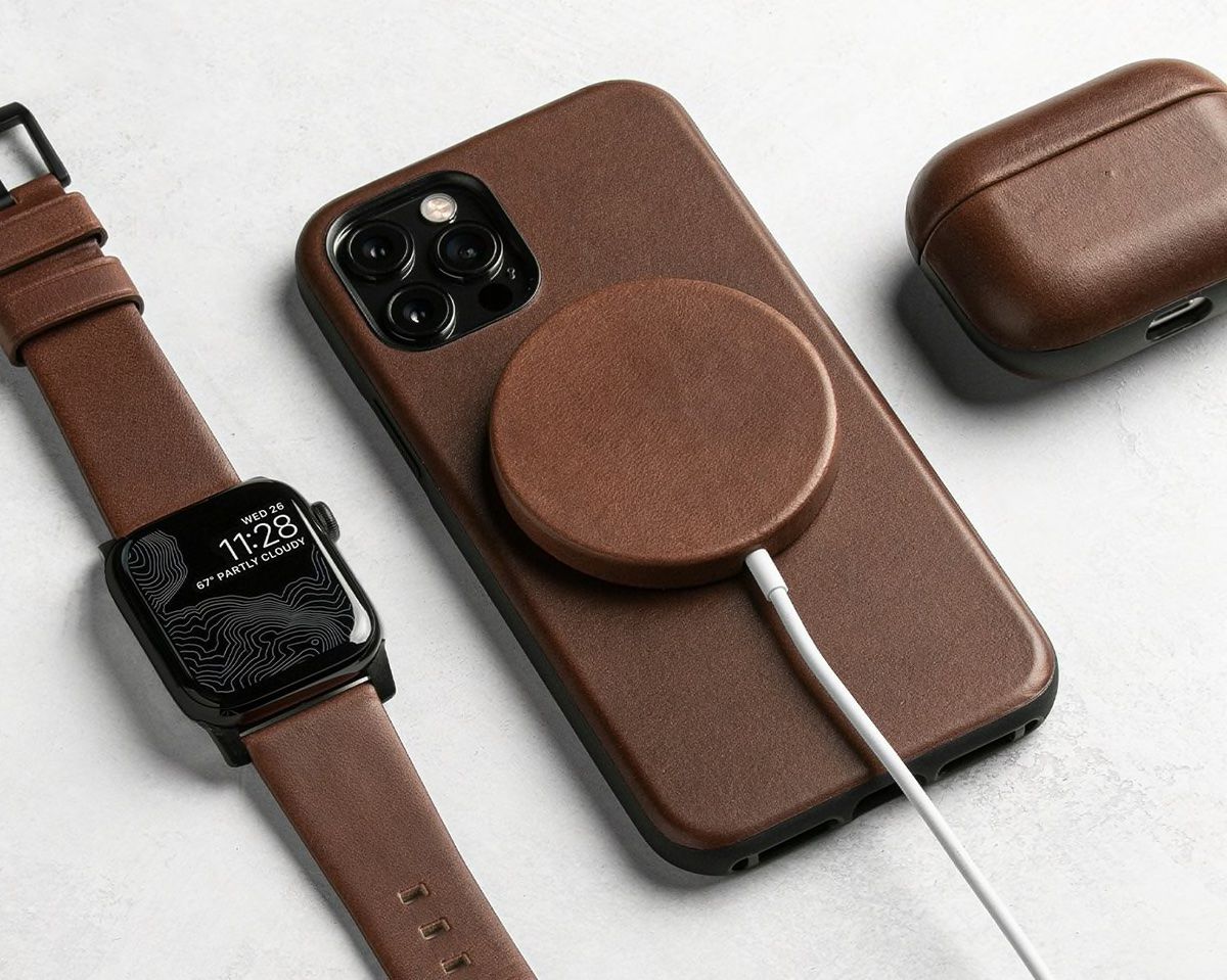 Nomad Magsafe Leather Charger