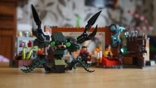 Lego Marvel Spider-Man at the Sanctum Workshop_Giant Bug Monster