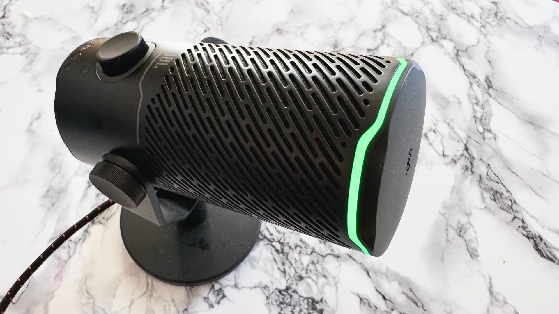 JBL Quantum Stream Studio