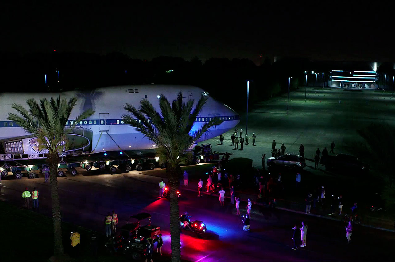 Shuttle Carrier Aircraft Enters Parking Lot