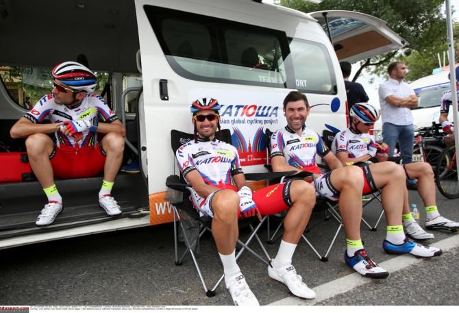 Katusha riders take a relaxed attitude to warming up for the stage